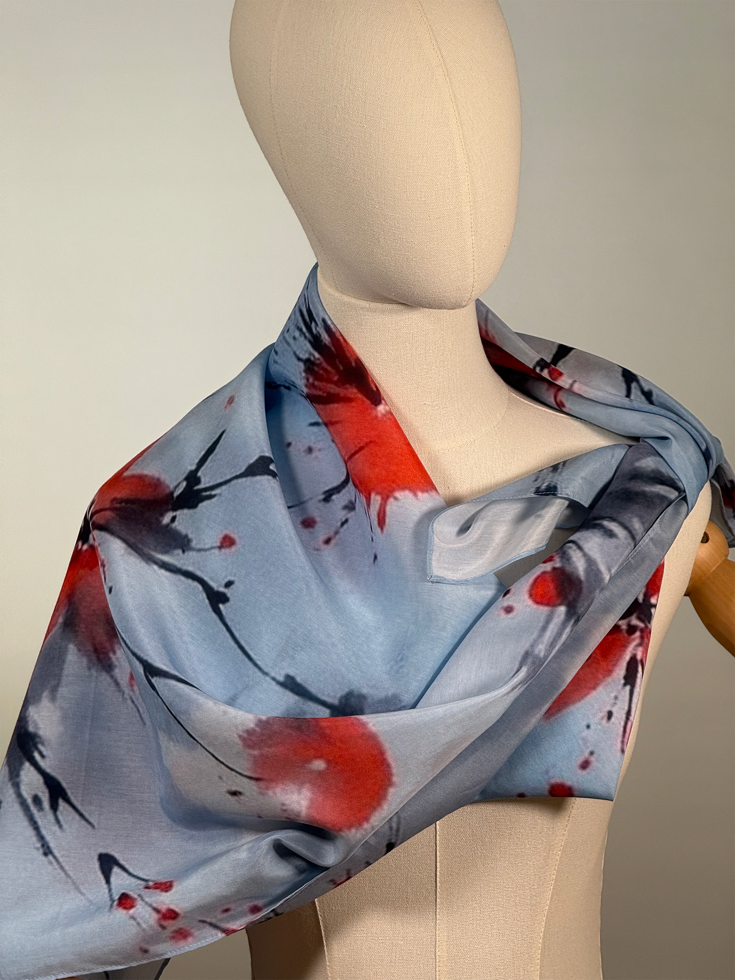 Foulard Sumi Rot auf Blau